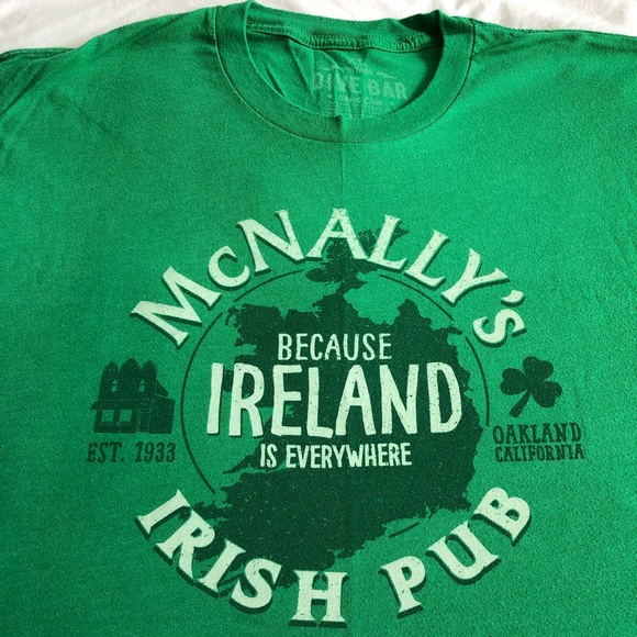 Bundle of 4 Dive Bar shirts - Picture 4 of 8